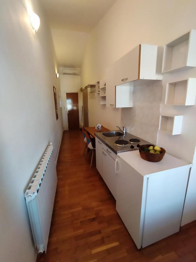 Pluton Apartment Primosten Bagian luar foto